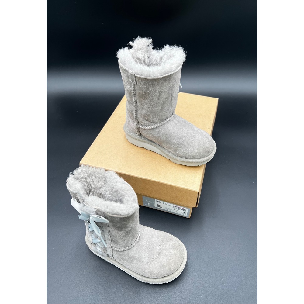 UGG Kids Triala Grey Suede Sheepskin Bow Boots 1111663T Size 9 Toddler